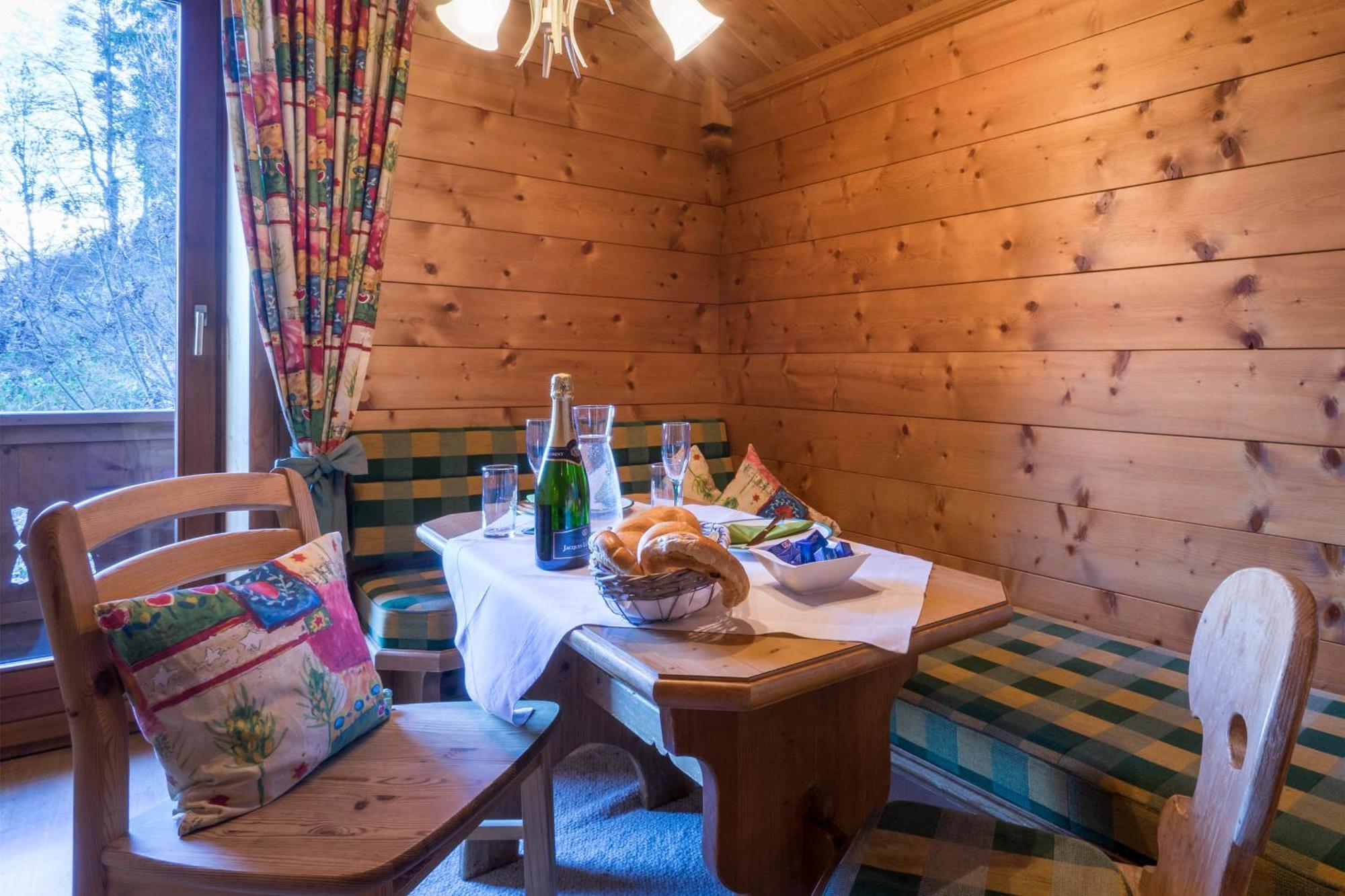 Aparthotel Gallahaus Zell am Ziller Room photo